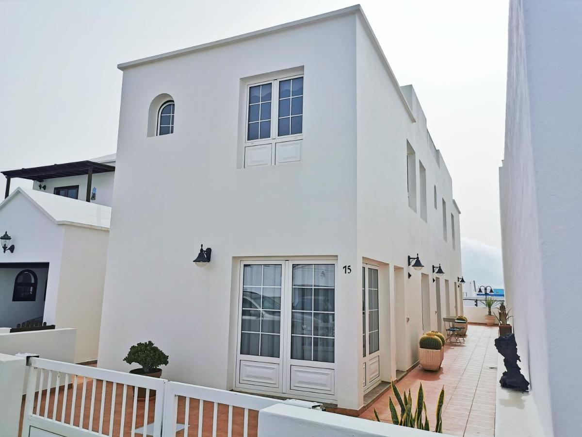 Apartamentos Brito 3 Orzola Ngoại thất bức ảnh